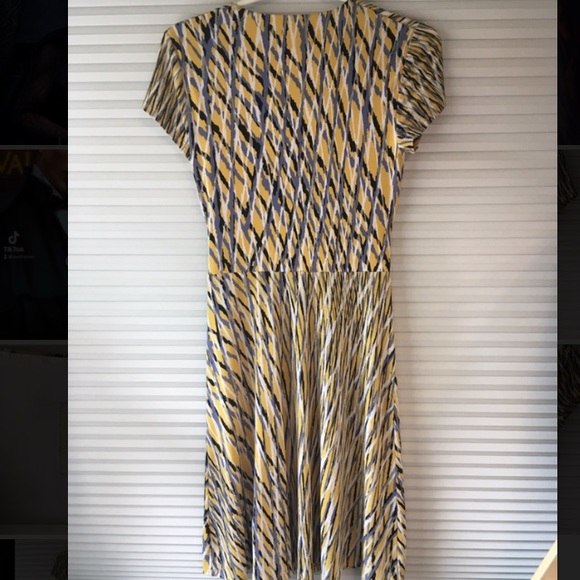 Anne Klein Dress - Picture 2 of 5